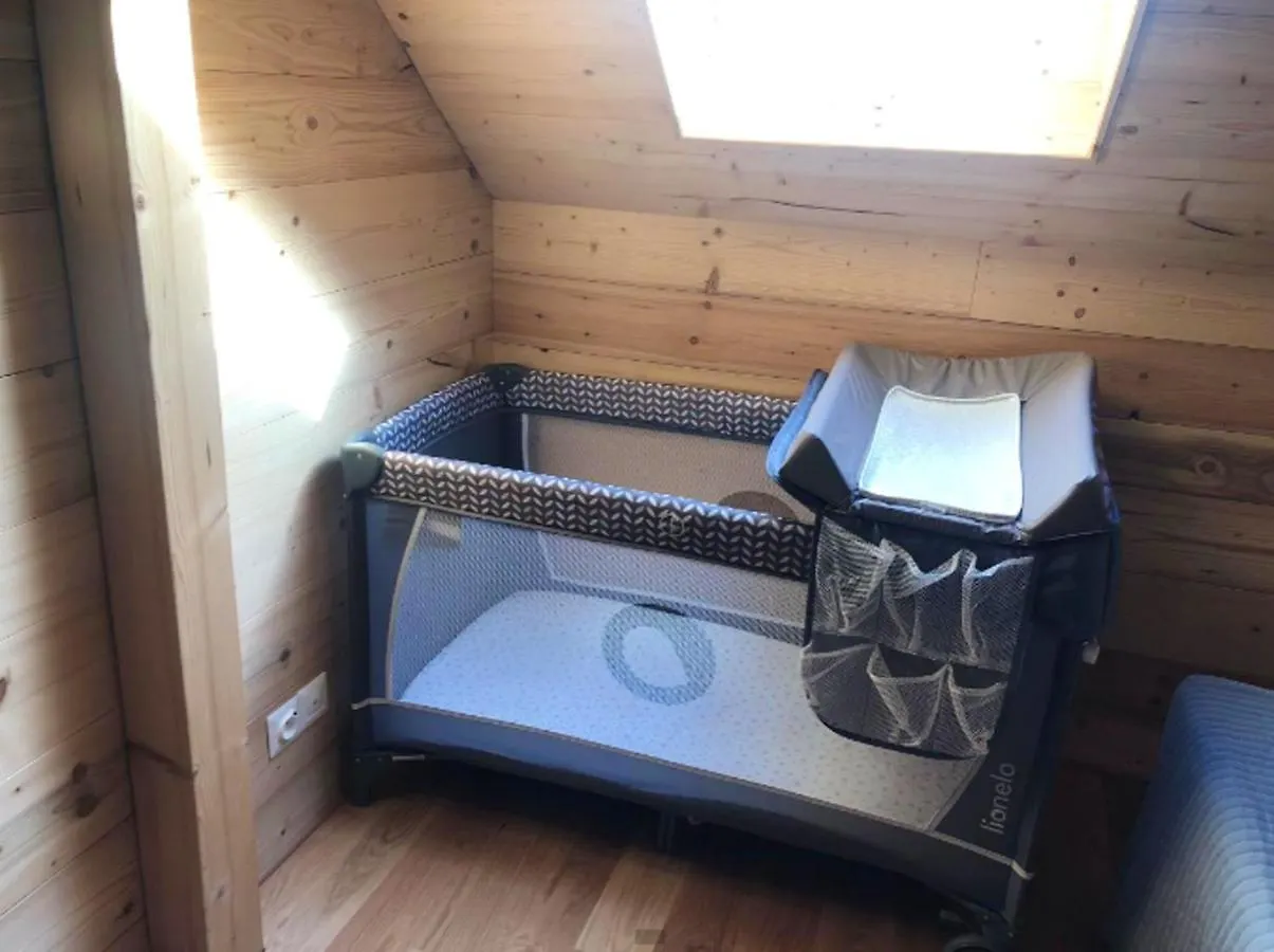 Chalet De 2 Chambres Avec Jardin Amenage Et Wifi A Saint Pierre D'Albigny 0*, Saint-Pierre-d'Albigny France