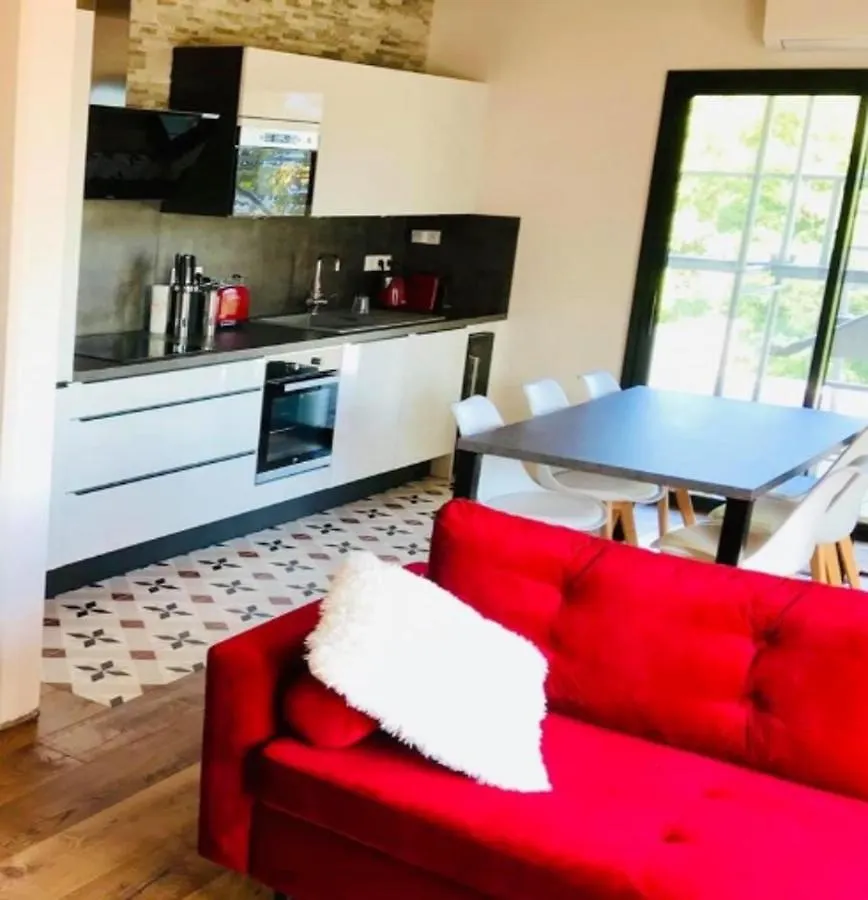 Chalet De 2 Chambres Avec Jardin Amenage Et Wifi A Saint Pierre D'Albigny France